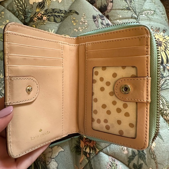 Kate Spade Hampton Small Wallet - Picture 2 of 4